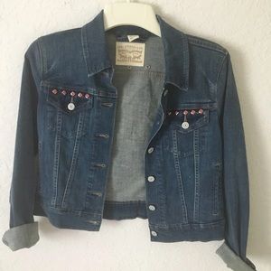 vintage Levi’s denim jacket